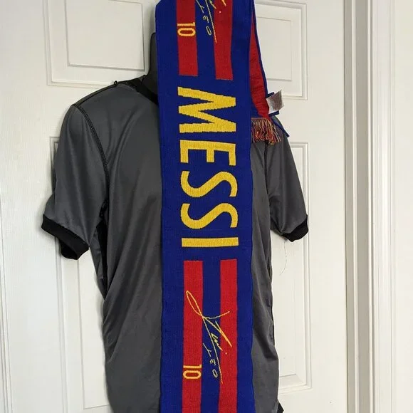 FC Barcelona Scarf Spain Football Soccer Club FCB  Red Blue - Picture 2 of 4